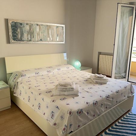 2 Min Walk To The Beach In The Centre Of Sanremo Exterior photo