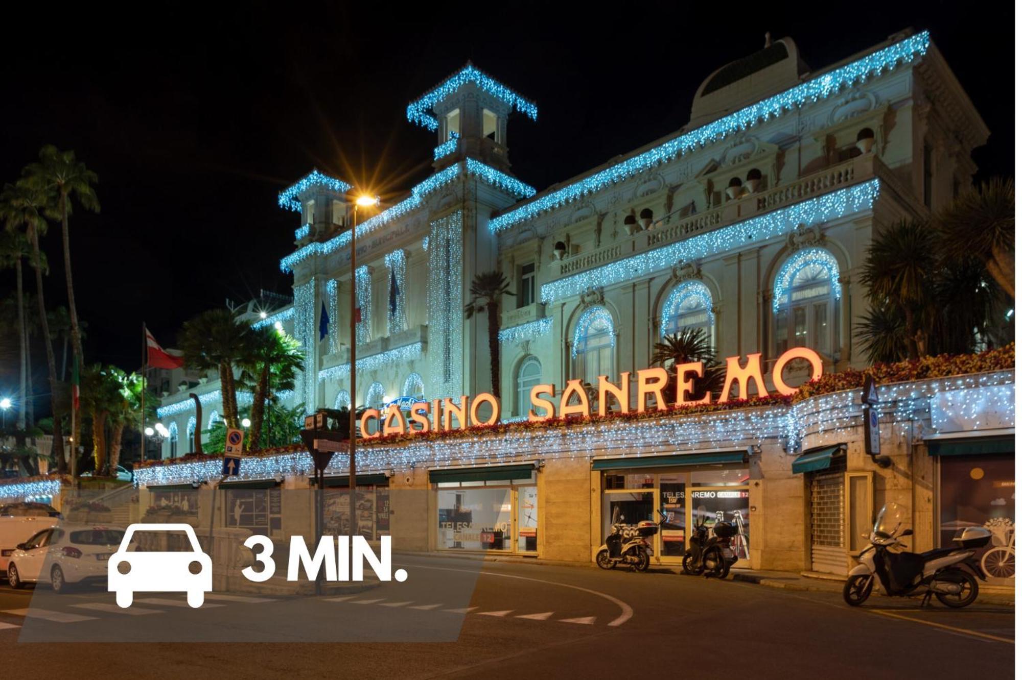 2 Min Walk To The Beach In The Centre Of Sanremo Exterior photo